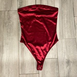 🔥Satin Red Bodysuit size xs🔥
